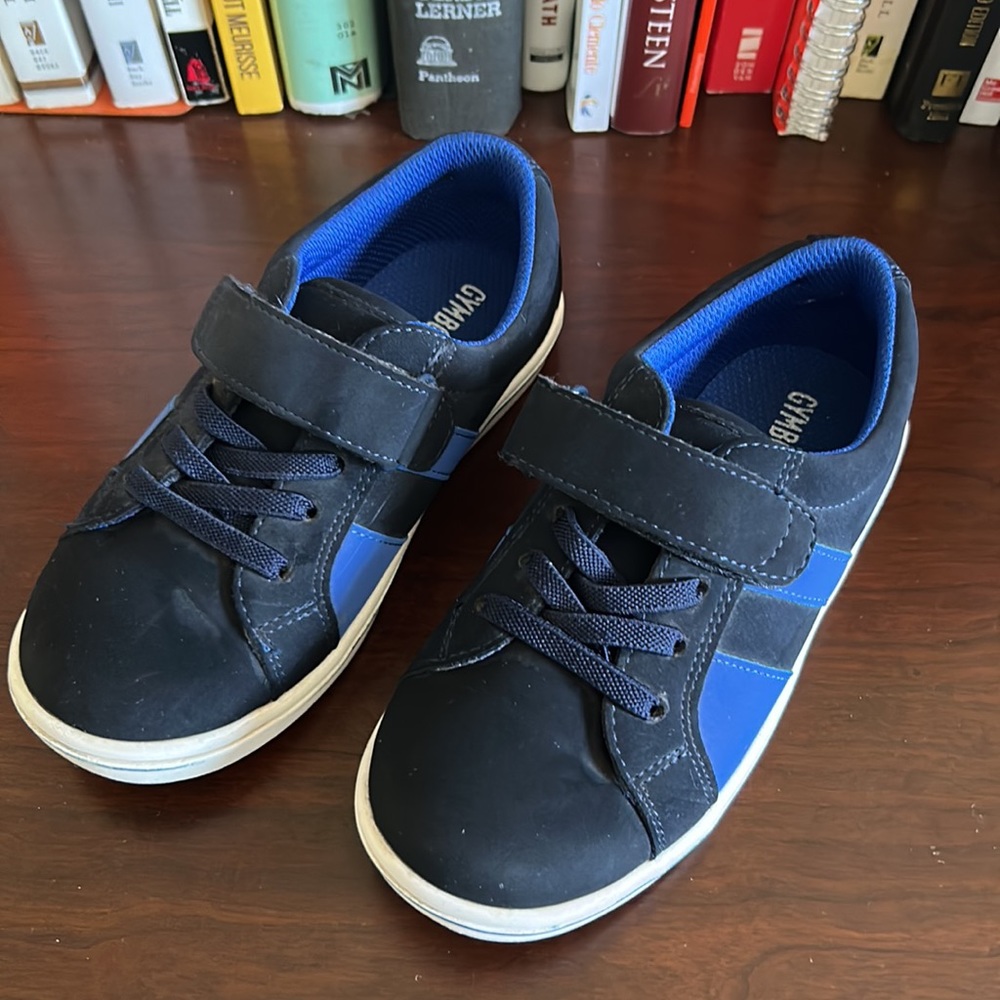 Gymboree size 11, boys gently used shoes. - Picture 5 of 7